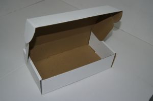 Pudełko fasonowe 280x160x70mm białe