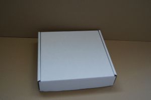 Pudełko fasonowe 240x240x55 mm białe 5 szt