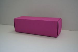 Pudełko fasonowe kartonowe 240x75x75mm różowe 4 szt