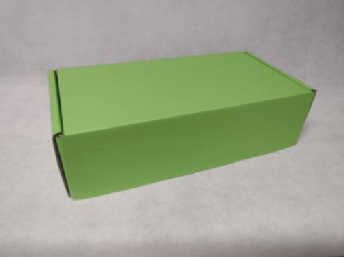 Pudełko fasonowe 360x180x100mm zielone 10 szt