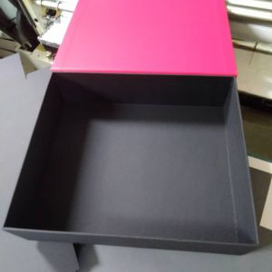 Magnetic box 30x25x8cm